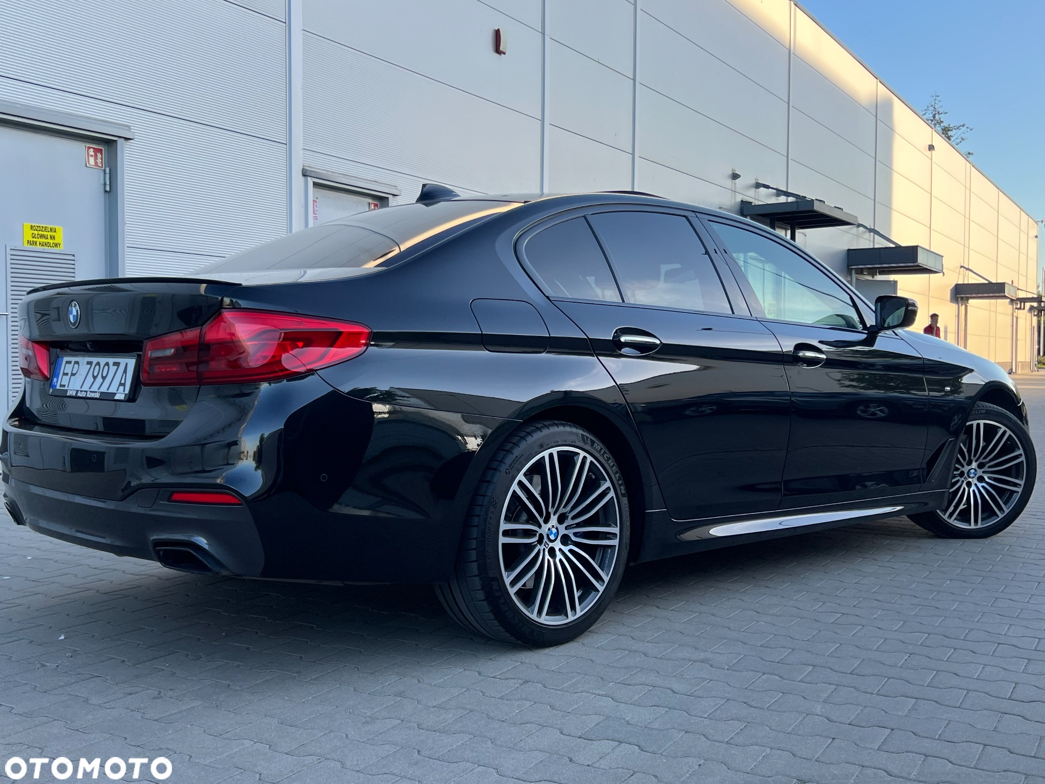 BMW Seria 5 525d M Sport sport - 4