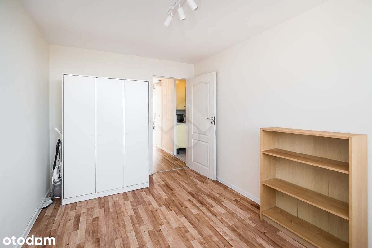 Dwupokojowe mieszkanie przy ulicy Armii Krajowej-2