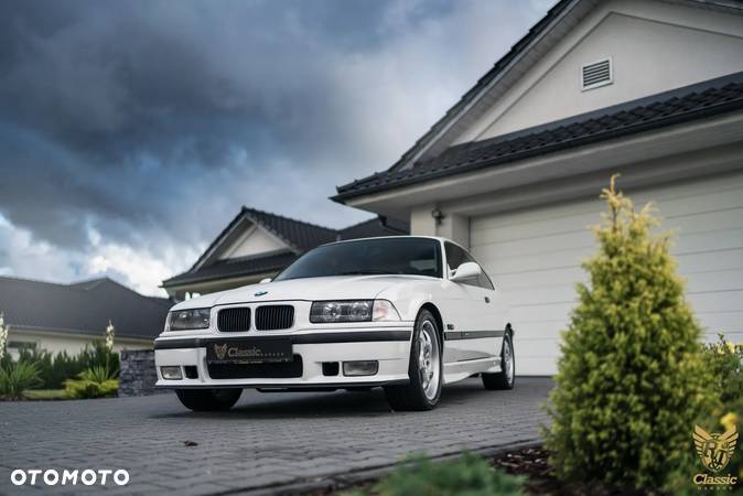 BMW M3 Standard - 24