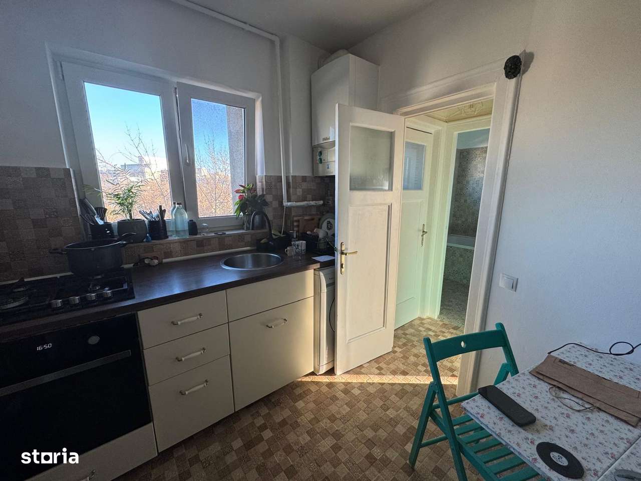 Vanzare apartament trei camere mobilat/utilat renovat Cotroceni metrou-9