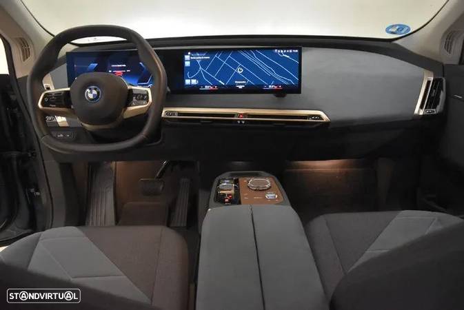 BMW iX xDrive 40 Pack Desportivo - 3