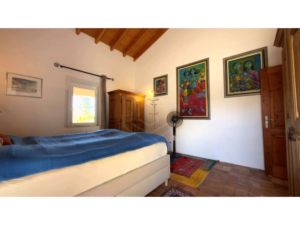 Moradia V4 com piscina, São Brás de Alportel, Algarve-31