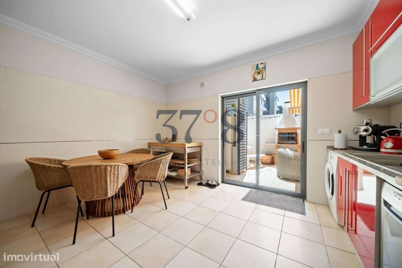 Tavira: Apartamento Espaçoso de 3 Quartos Perto do Centro Histórico —-11