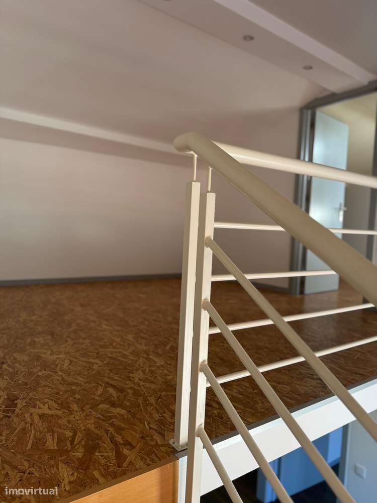 Oportunidade Única: Moradia T3 Reabilitada em Azurém – Guimarães-7