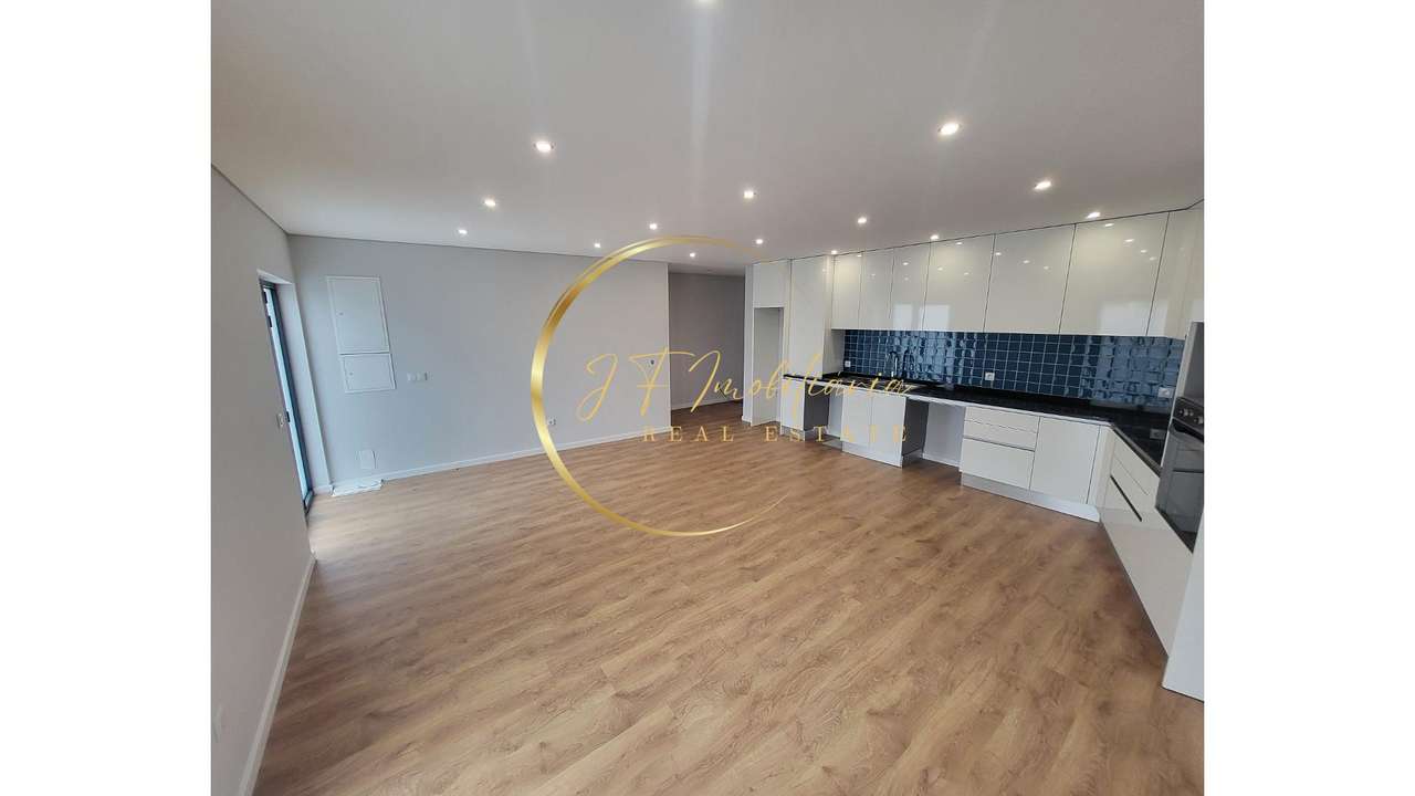 Apartamento T2 C/ Terraço, Esgueira - Grande imagem: 3/13