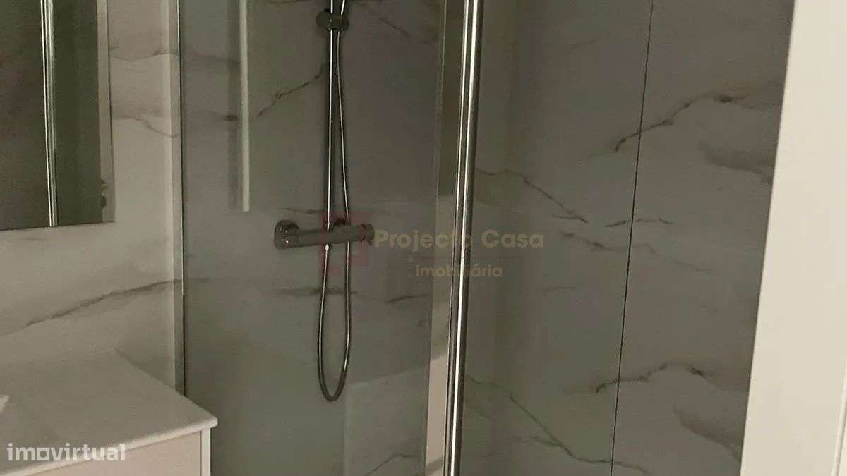 T2 com Terraço em Canidelo-11