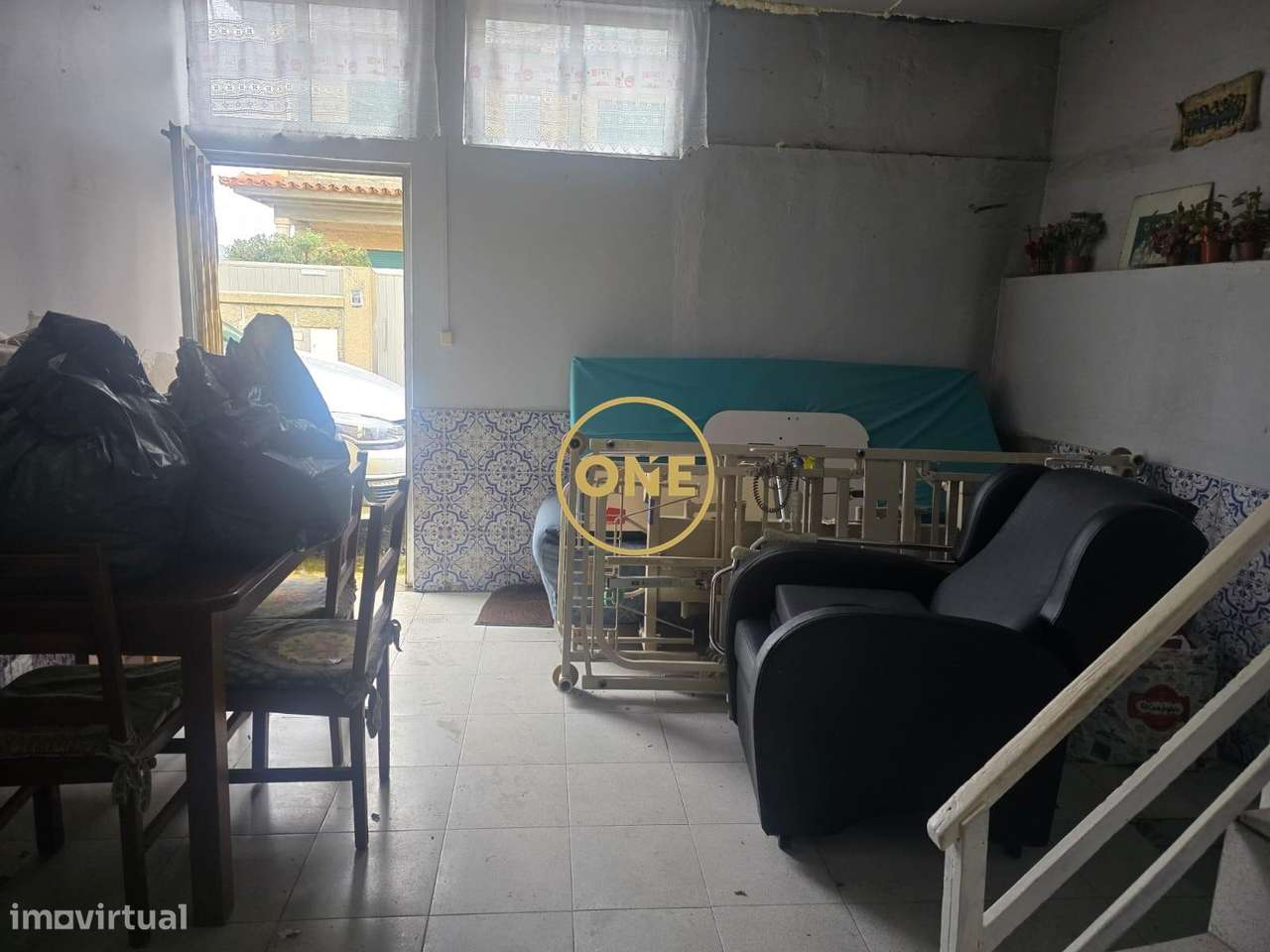 Moradia T2 para Restauro com Elevado Potencial em Agrela – Santo Tirso-6