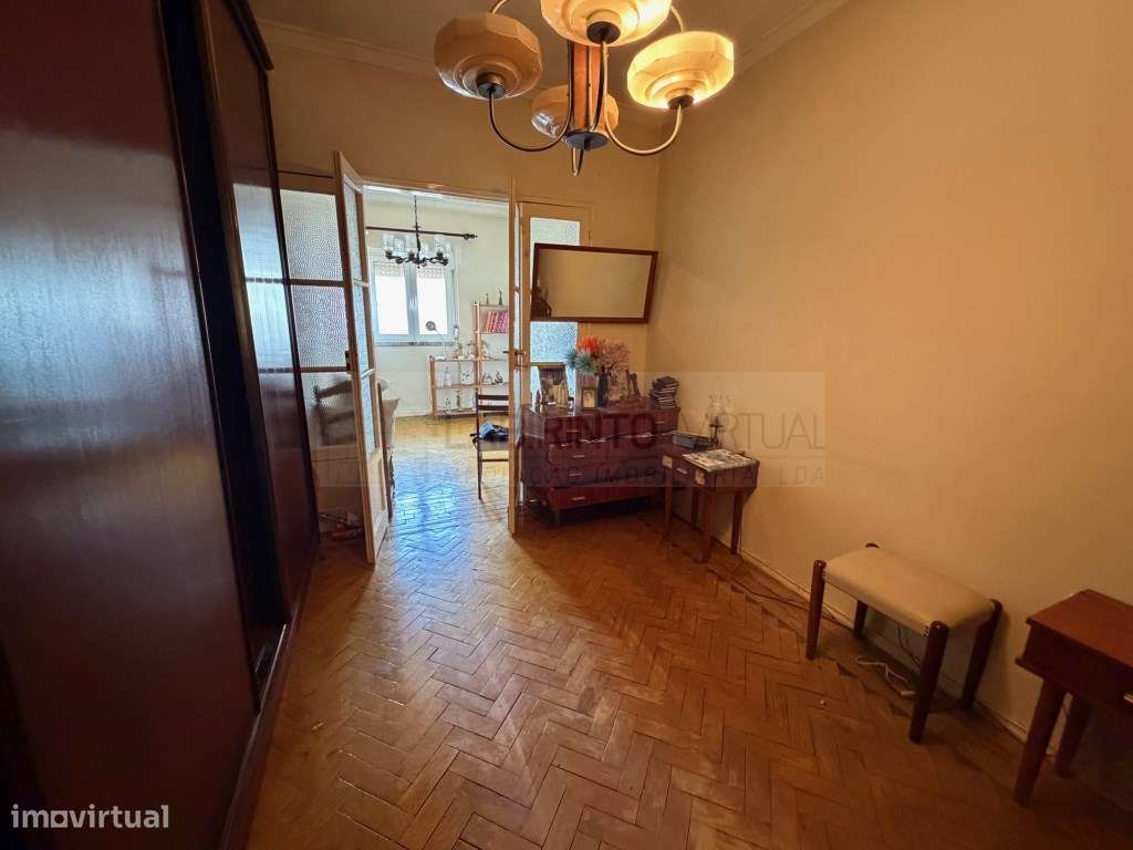 Prédio Residencial + Armazém com 1000m² na Arroja, Odivelas - Local...-8