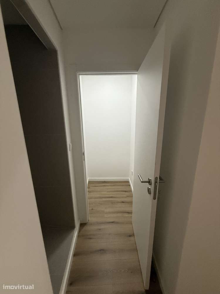 Apartamento T1 funcional no Centro Histórico de Penafiel - A estrear - Grande imagem: 5/14