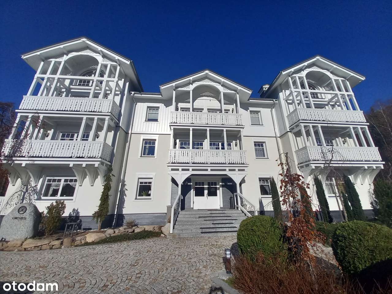 Wyjątkowa nieruchomość dla wyjątkowej osoby!-0