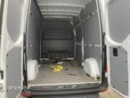 Mercedes-Benz Sprinter - 15