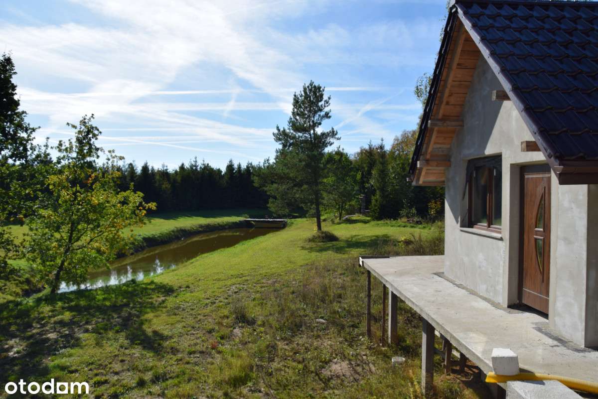 Dwa domy z potencjałem i dużą działką na Kaszubach-13