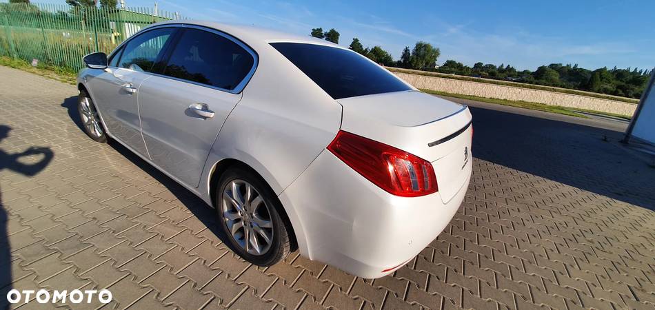 Peugeot 508 Hybrid4 - 9