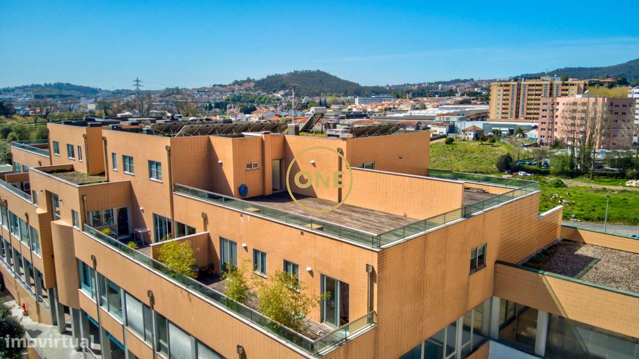 T3 Duplex com Terraços Centro de Famalicão - Grande imagem: 4/43