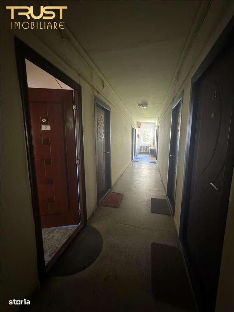 Garsoniera I Zona Intersevisan I 11mp - Imagine principală: 2/4