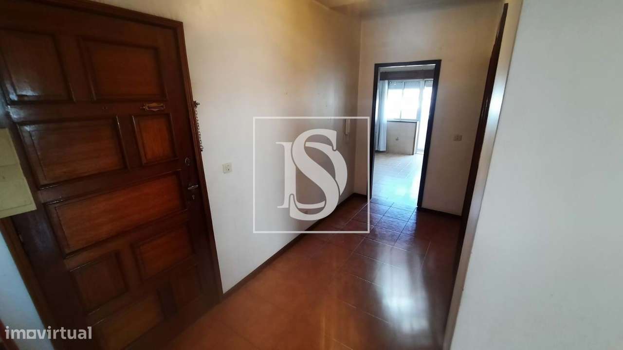 Apartamento T3 junto à estação de comboio de Rio Tinto-3