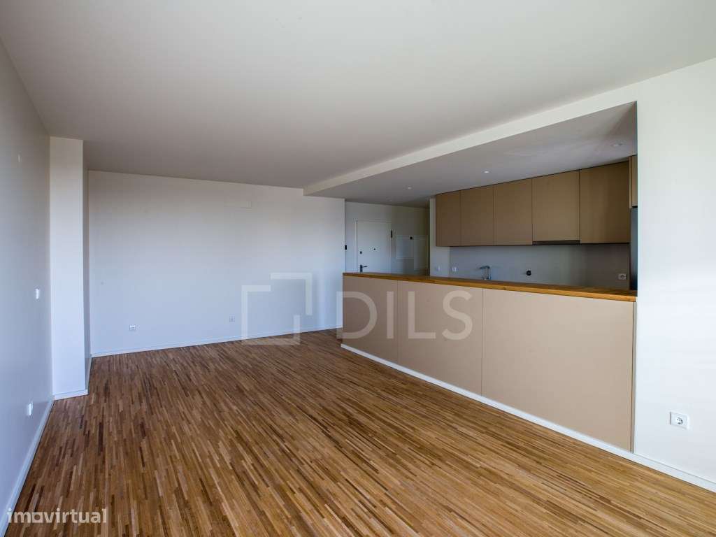 Apartamento T2 com lugar de garagem, em condomínio fechado, Porto - Grande imagem: 4/23