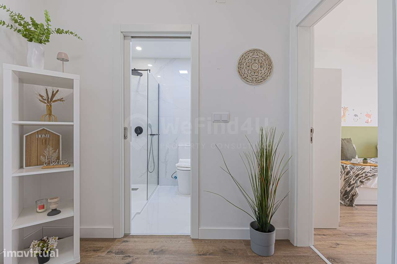 T2 Totalmente Remodelado - Baixa da Banheira-20