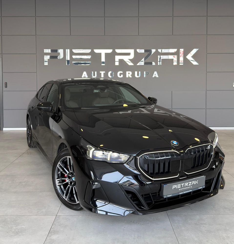 Bmw Seria-5 Pakiet sportowy M Pakiet Travel BMW Iconic Glow Salon Polska