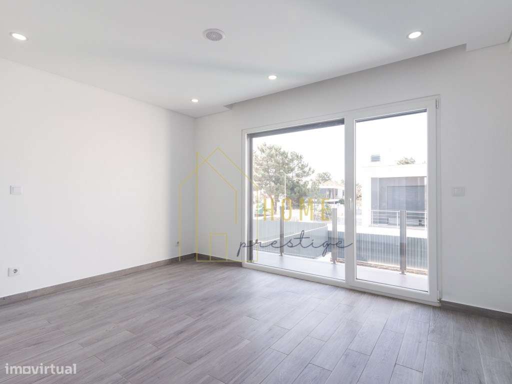 Moradia T4 com Piscina na Marisol - Conforto, Lazer e Proximidade d...-30