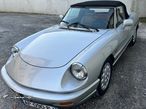 Alfa Romeo Spider 2.0 - 12