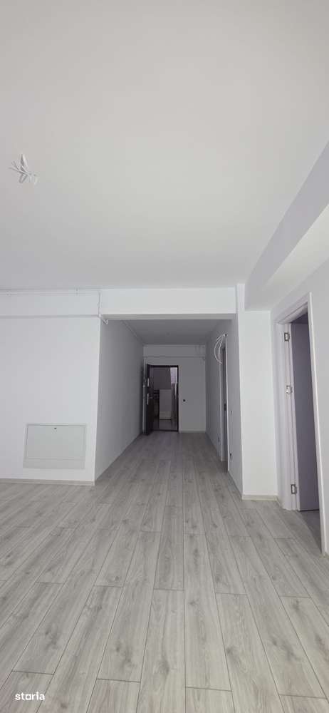Apartament cu balcon, demisol – construcție nouă- strada principala-1