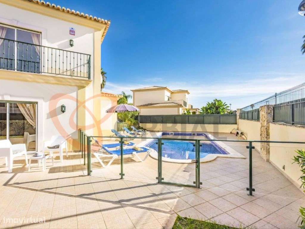Moradia T4 com Piscina Privada num Lote de 620 m² em Vale de Parra,...-20