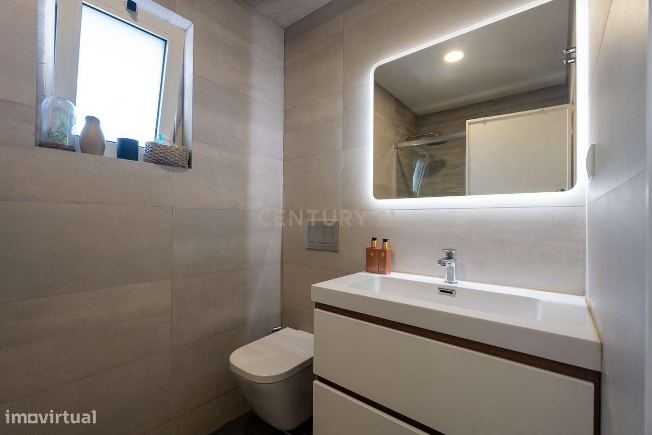 ** ESPECTACULAR APARTAMENTO T2 PERTO DO METRO DE ODIVELAS **-26
