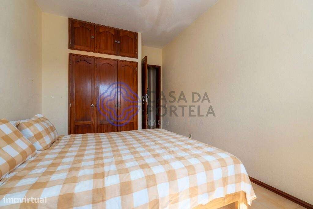 Magnífica Moradia T3 com Vista Mar e Localização Estratégica – Loulé-37