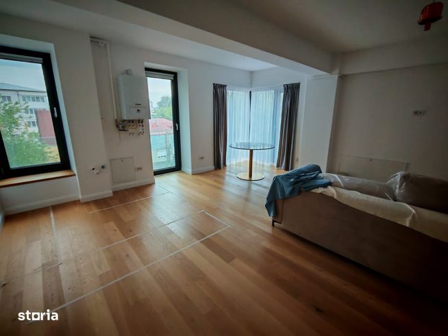 Apartament 3 camere bloc nou-0