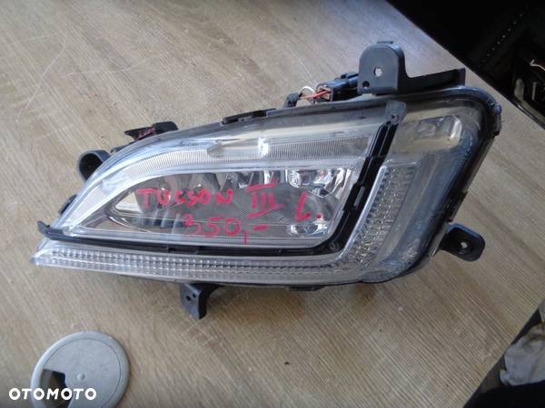 HYUNDAI TUCSON HALOGEN III LED LEWY PRZÓD EUROPA - 1