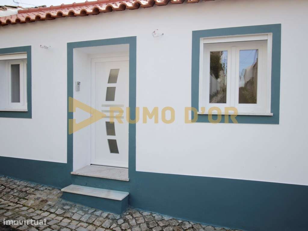 Moradia T3 com Suite e Terraço de 110m2 - Grande imagem: 2/24