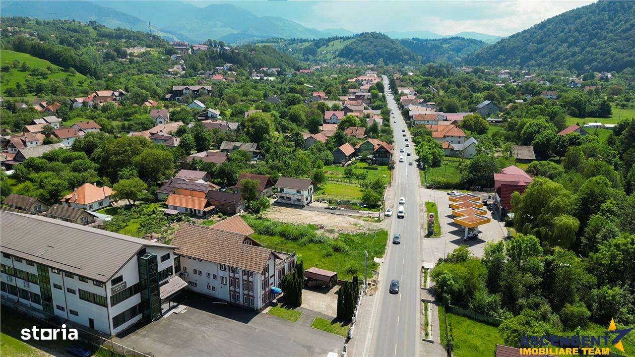 FILM!Punct de atractie:intravilan in vecinatatea Castelului Bran,utili - Imagine principală: 1/9