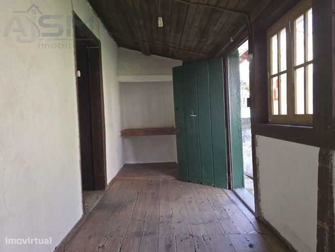 Vila Nova da Barquinha - Moradia T4 Duplex com quintal junto ao rio-9