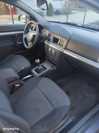 Opel Vectra 1.9 CDTI Cosmo - 3