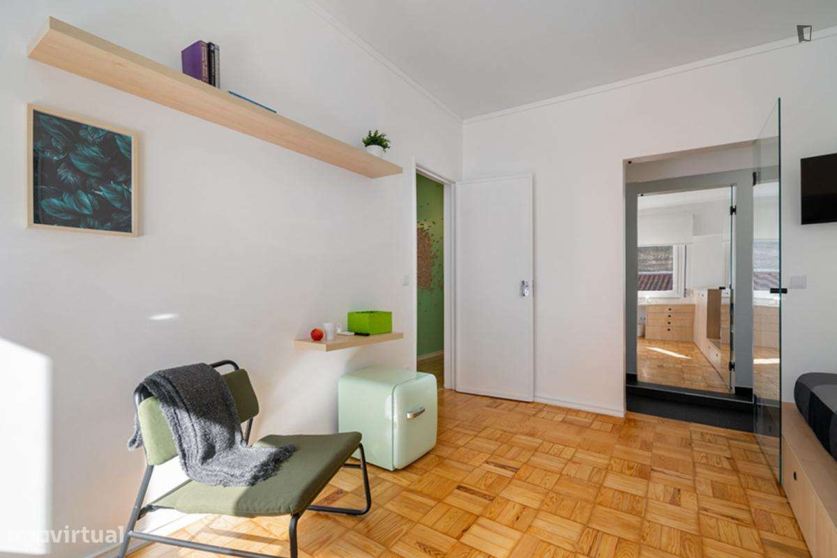 Quarto - localizado em Leiria - Grande imagem: 4/14