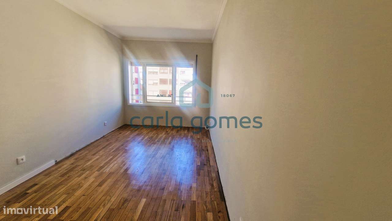 APARTAMENTO T1 C/ LUGAR DE GARAGEM ELEVADOR | VILAR PARAÍSO, V.N. GAIA-15