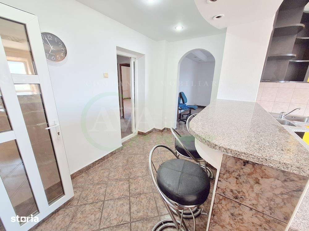 Apartament 3 camere decomandat, zona Nord-17