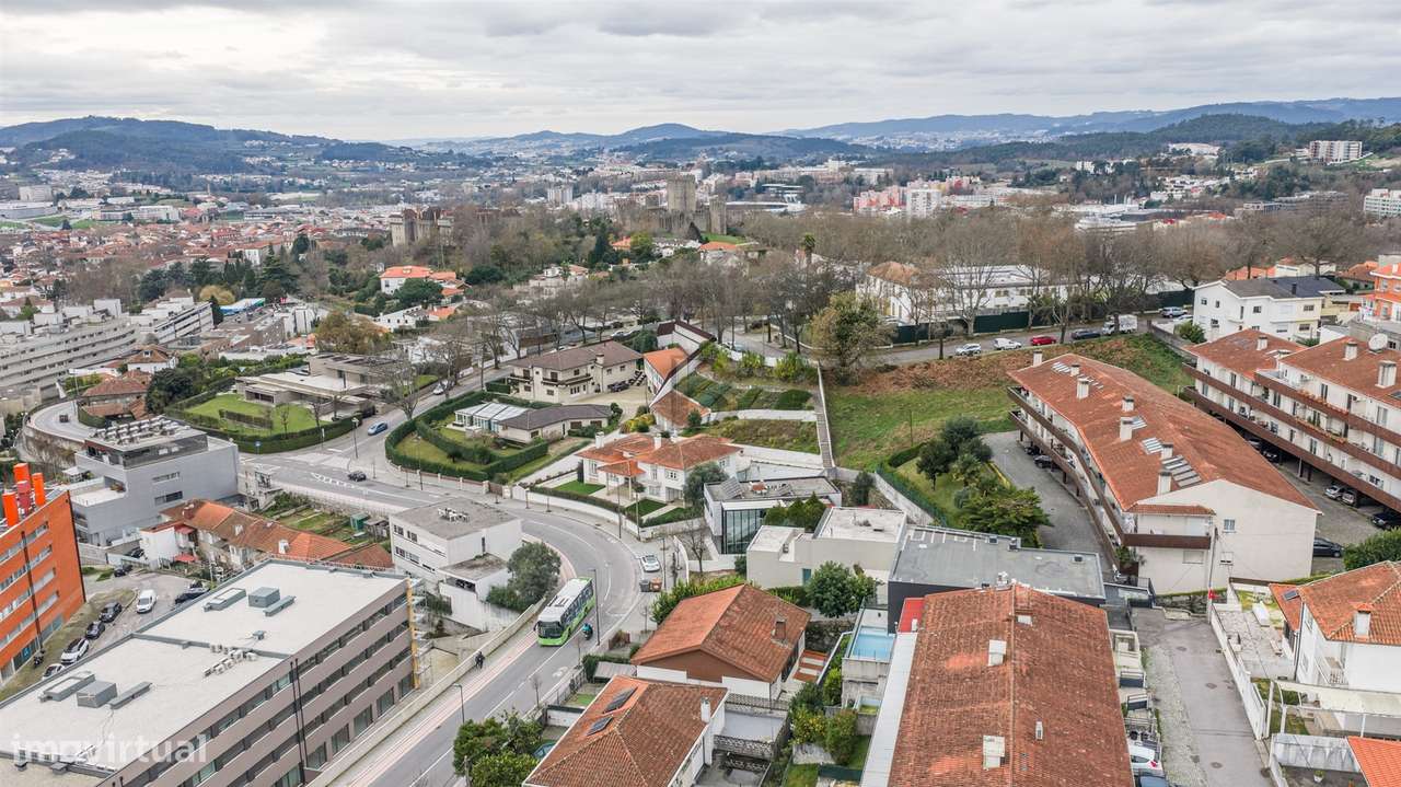 Moradia T4 Venda em Oliveira, São Paio e São Sebastião,Guimarães-44