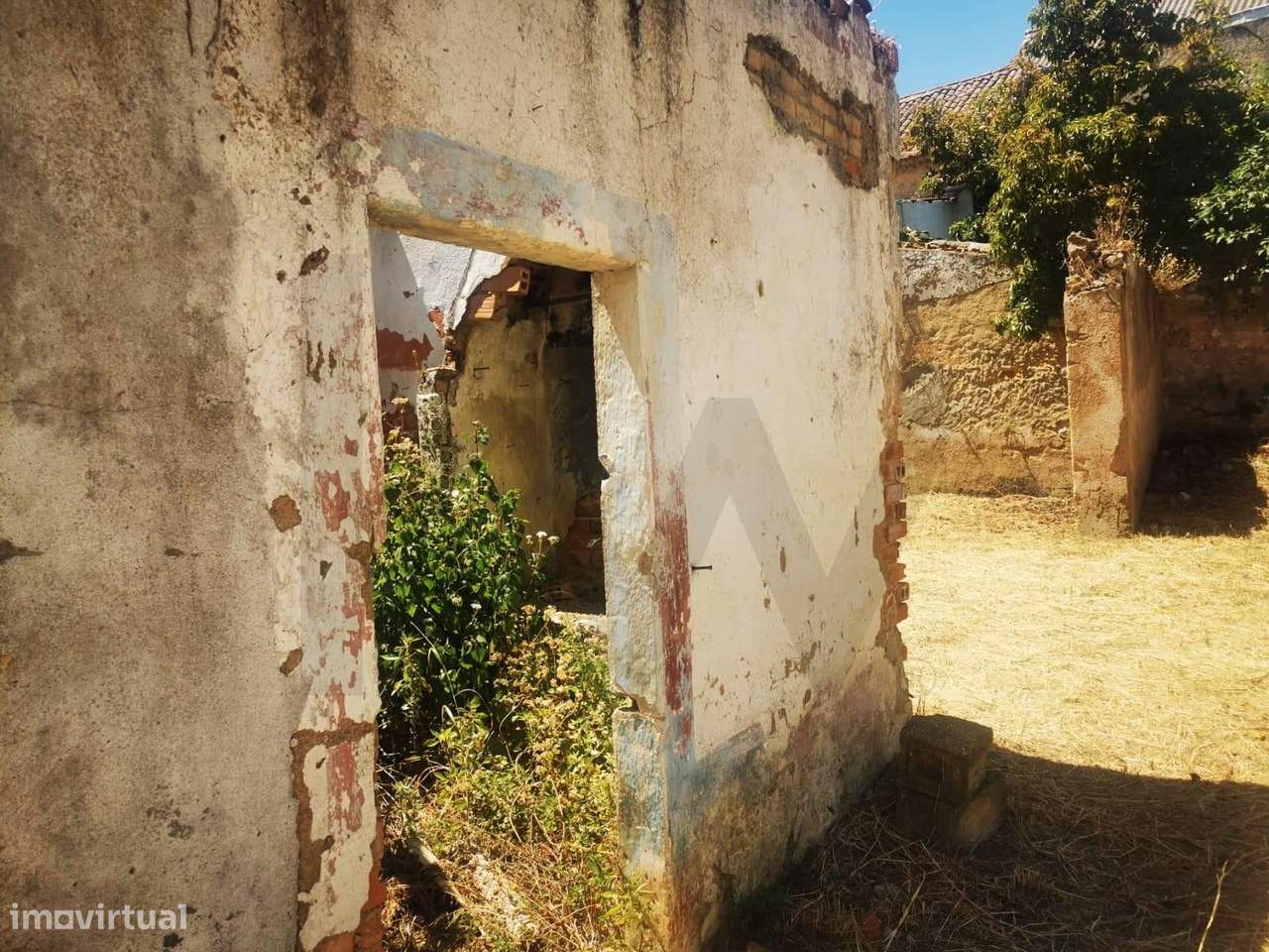 Nova Construção - Terreno Urbano para construção de Edifício de habita - Grande imagem: 4/15