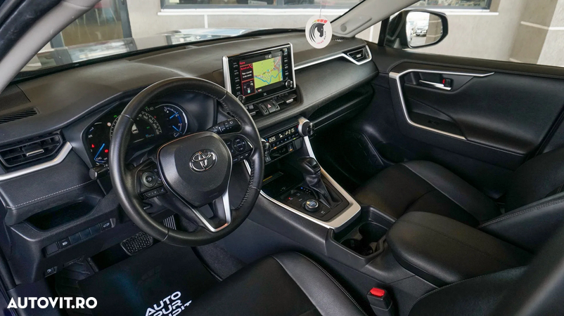 Toyota RAV4 2.5 4x4 Hybrid Lounge - 24