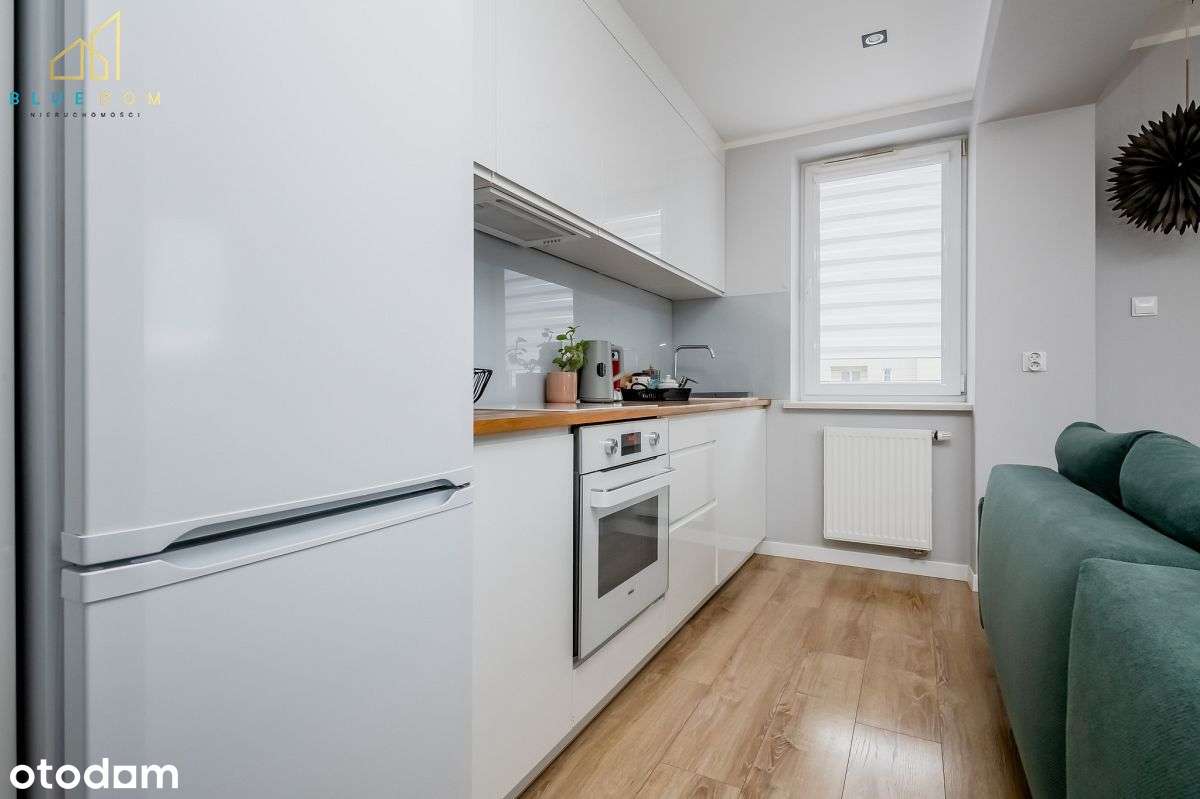 Duży taras. Dodatkowo miejsce postojowe.-6