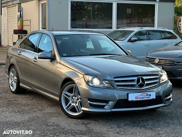 Mercedes-Benz C 220 (BlueTEC) d 7G-TRONIC AMG Line - 2