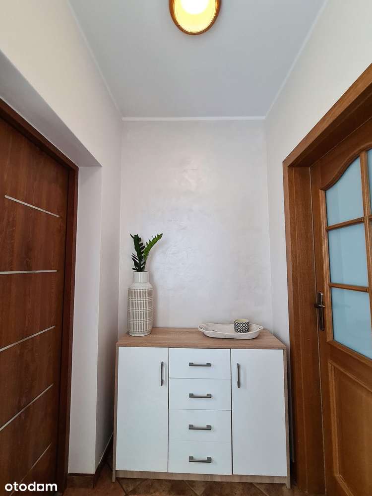 dom w zabudowie szeregowej Świebodzice-7