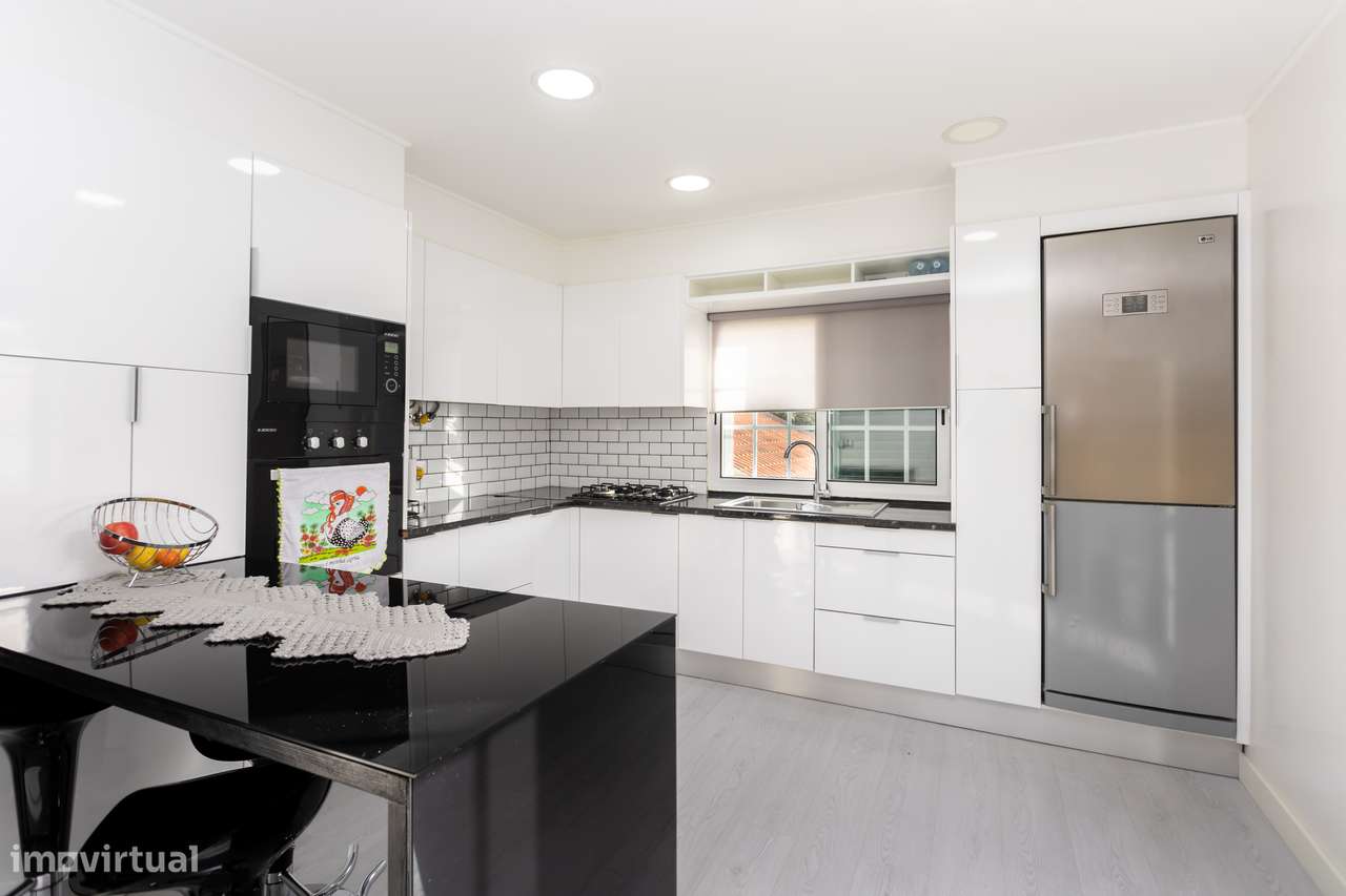 Andar de moradia T3 com logradouro independente-8