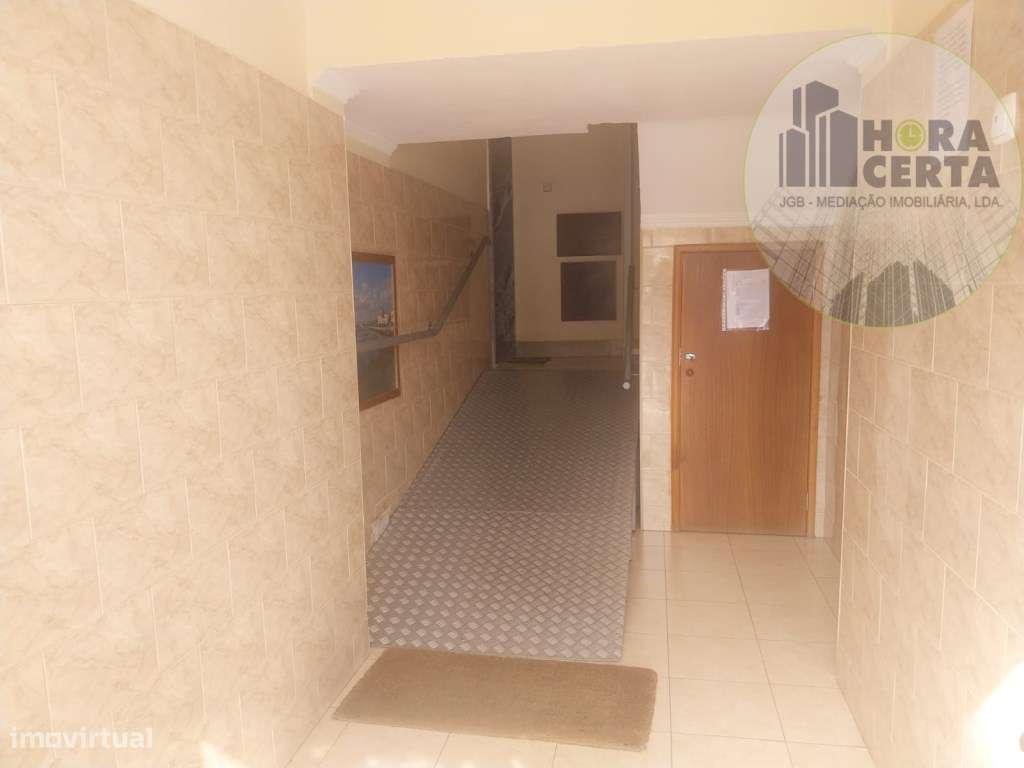 Apartamento T3+1 na Arrentela!-20