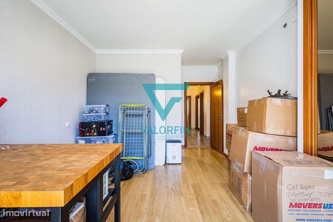 Moradia T4 c/ Jardim e Logradouro - Trutas - Marinha Grande-12