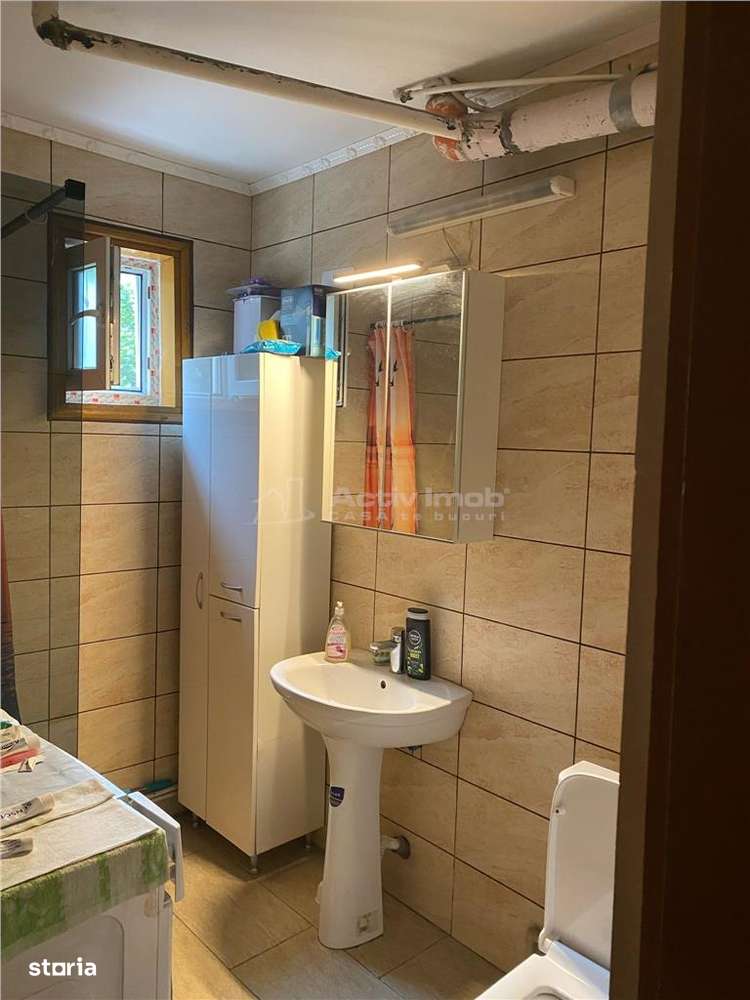 Casa cu etaj, teren 357 mp , pretabila - clinica, birouri, locuinta - - Imagine principală: 4/4