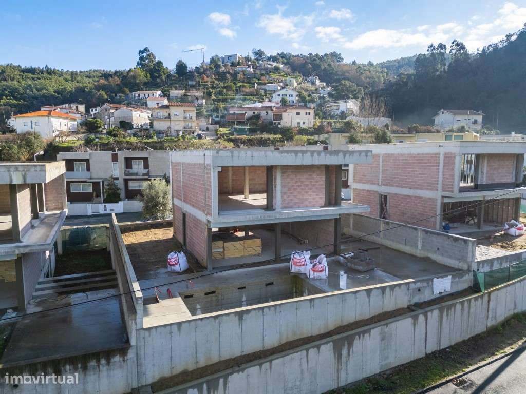 Moradia Independente V3+1-12