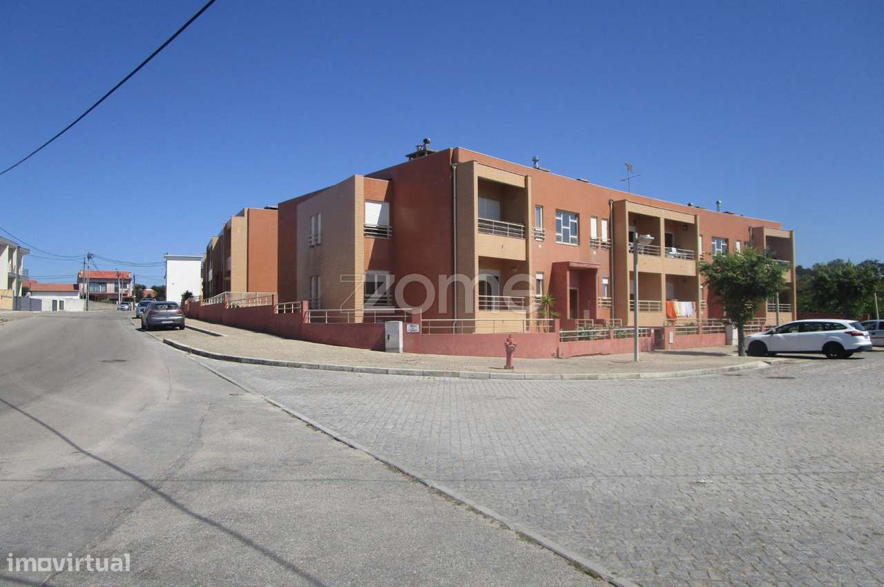 Terreno Urbanizável com 5090 M2 perto da praia Vila Chã - Grande imagem: 5/17